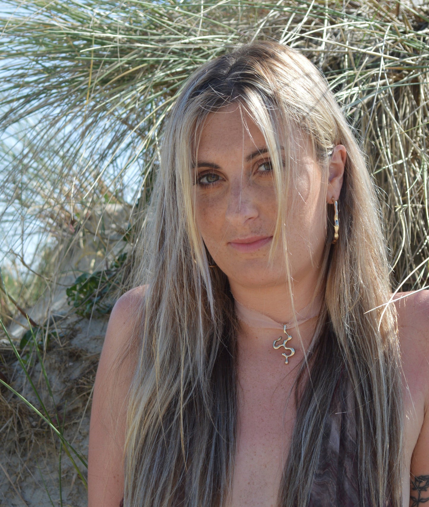 Coral choker