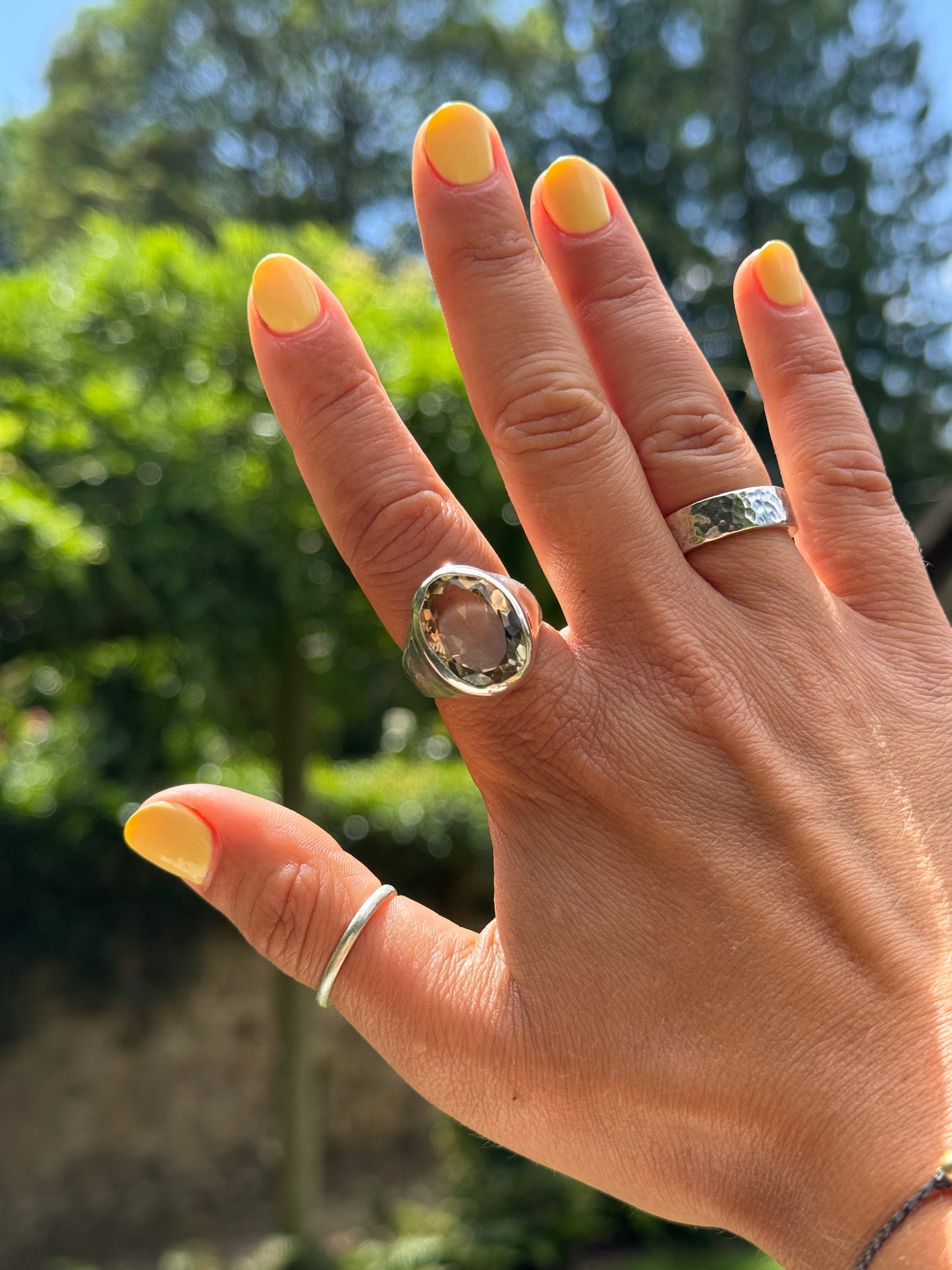 Solstice ring