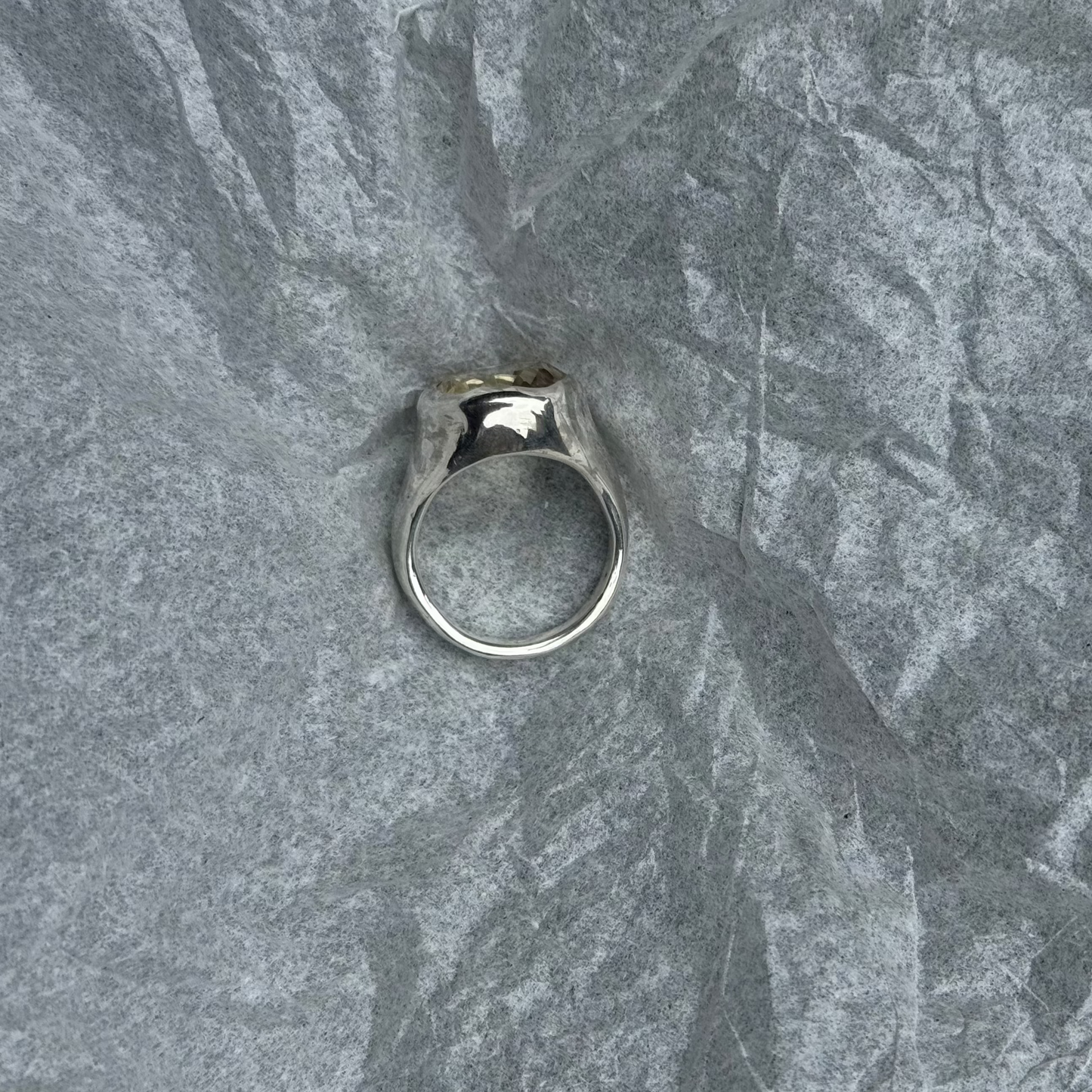 Solstice ring