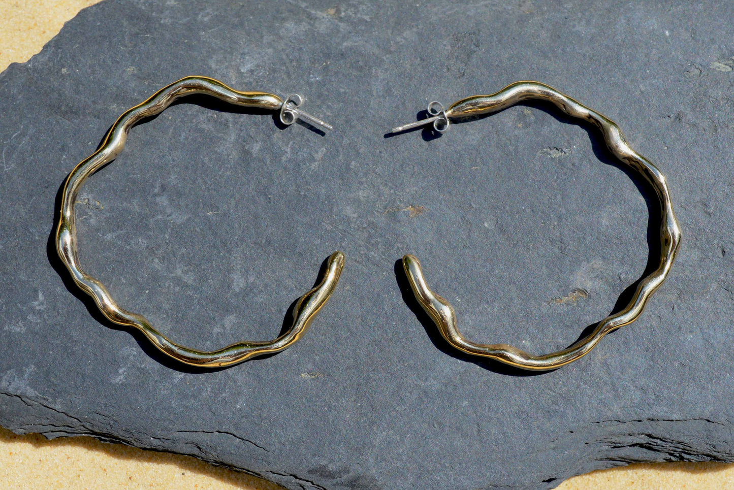 Molten hoops